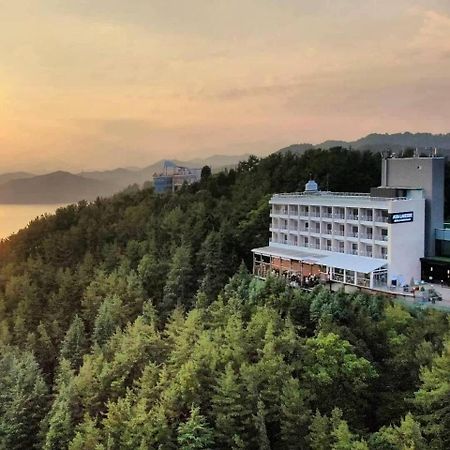 Asia Lakeside Hotel Jinju Exteriör bild